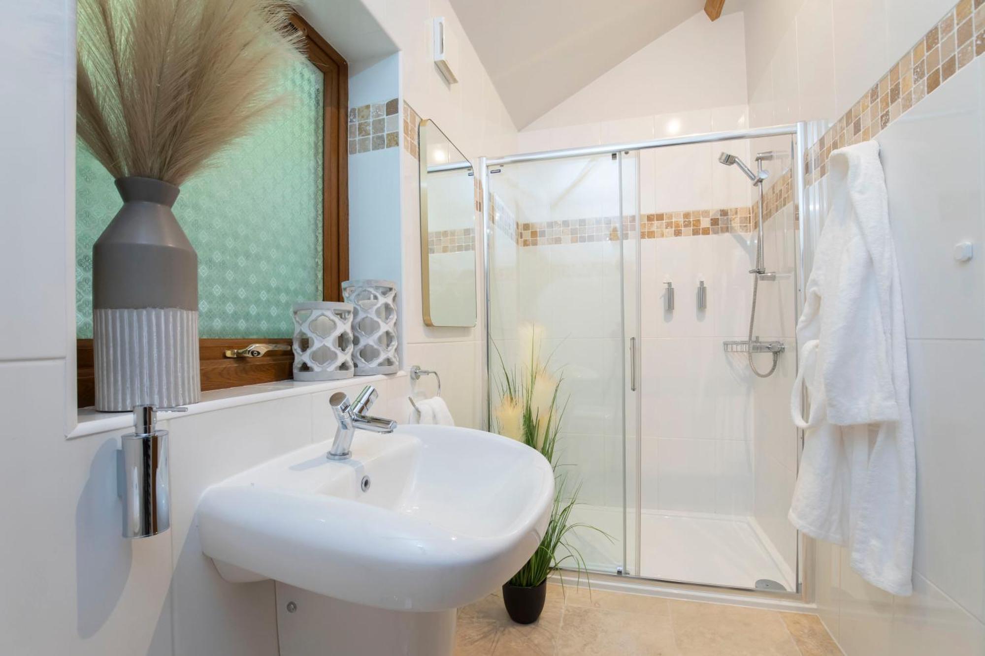 Shurdington Stable Lodge - Boutique Bed & Breakfast المظهر الخارجي الصورة