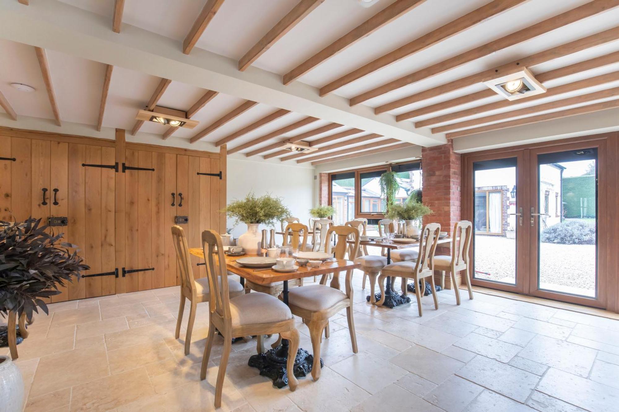 Shurdington Stable Lodge - Boutique Bed & Breakfast المظهر الخارجي الصورة