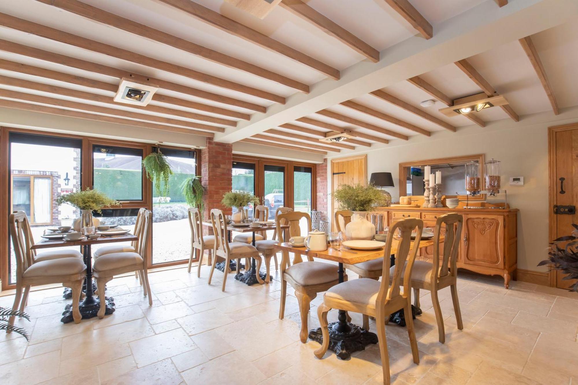 Shurdington Stable Lodge - Boutique Bed & Breakfast المظهر الخارجي الصورة