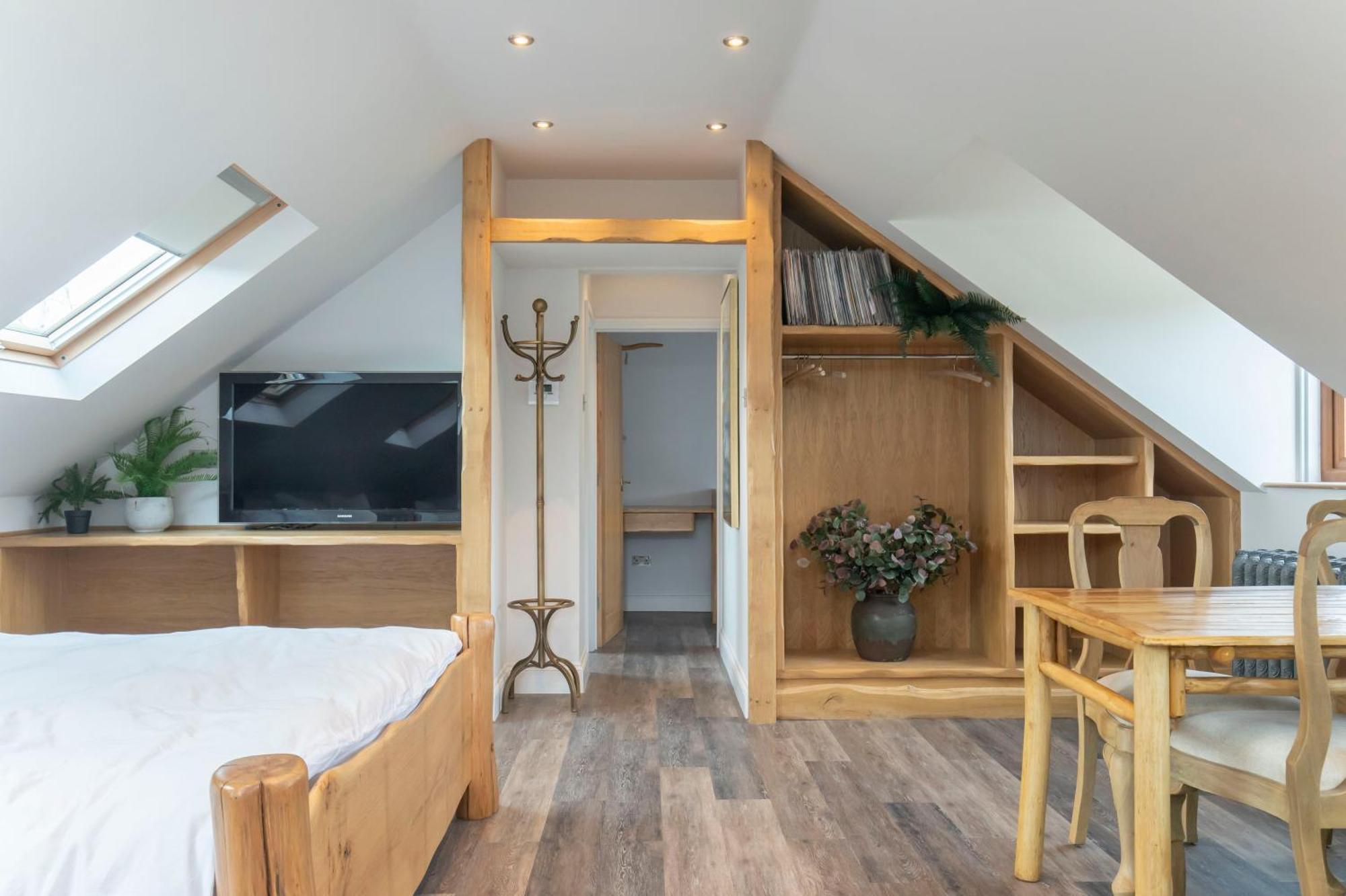 Shurdington Stable Lodge - Boutique Bed & Breakfast المظهر الخارجي الصورة