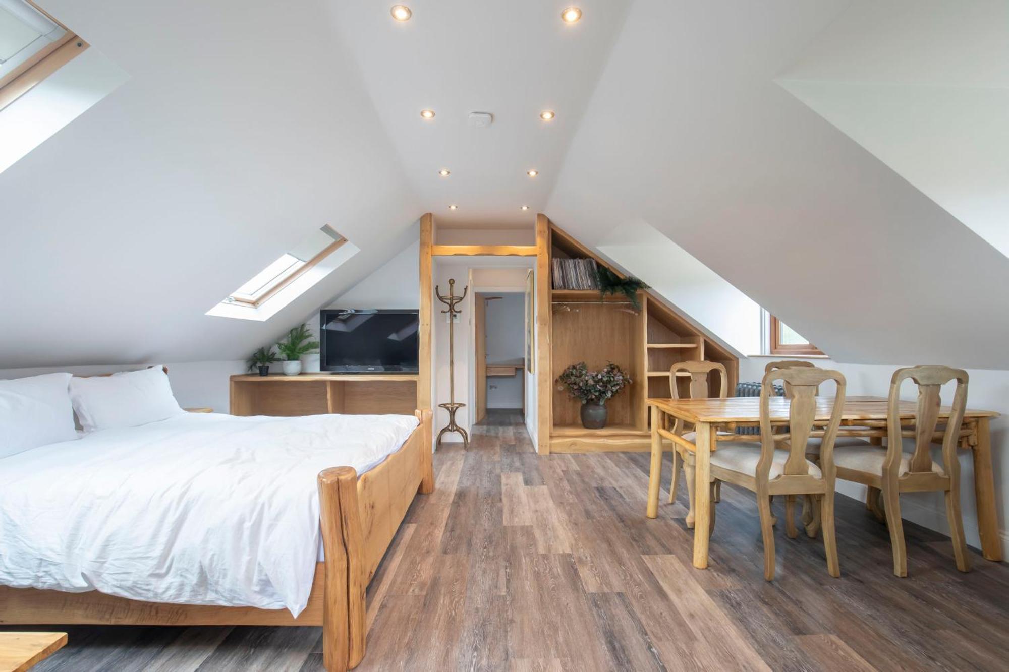 Shurdington Stable Lodge - Boutique Bed & Breakfast المظهر الخارجي الصورة
